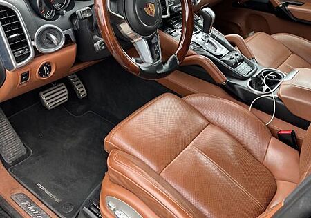 Porsche Cayenne S Diesel Platinum Edition Platinum E...