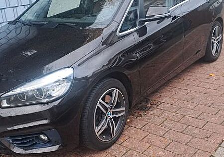 BMW 2er 220 Gran Tourer 220d xDrive Steptronic Aan..
