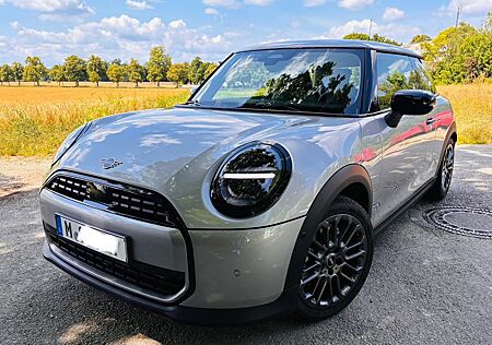 Mini Cooper S Cooper C Essential Trim mit XS-Paket + 17´´Alu