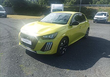 Peugeot 208 Allure e-DSC6 Totwinkel Sicht-und Navi-Paket