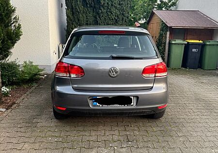 VW Golf Volkswagen 1.4 Trendline / 1. Hand / wenig KM