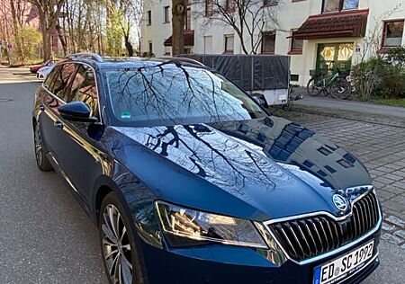 Skoda Superb 2.0 TDI SCR 140kW DSG 4x4 L&K Combi L&K