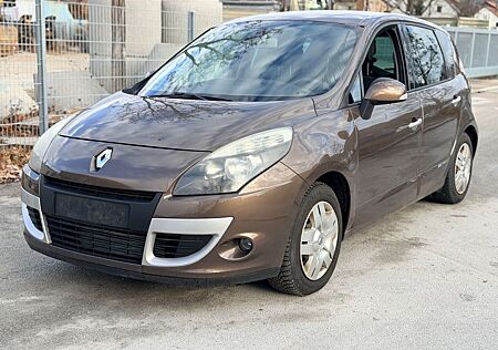 Renault Scenic III Dynamique NAVI/KLIMA/EINPARKHILFE