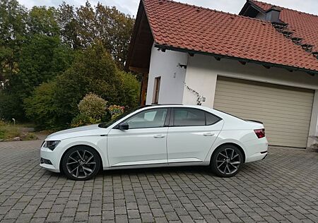 Skoda Superb 2.0 TDI SCR DSG SportLine SportLine