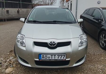 Toyota Auris 1.6-l-Dual-VVT-i Executive Executive