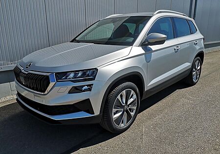 Skoda Karoq 2.0 TDI Selection DSG 4x4 GV5 AHK 18 Ladeb