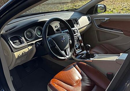 Volvo S60 D3 -