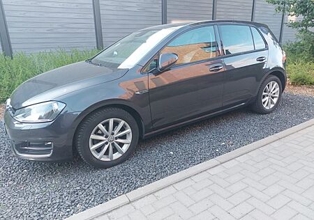 VW Golf Volkswagen 1.2 TSI 81kW BMT LOUNGE
