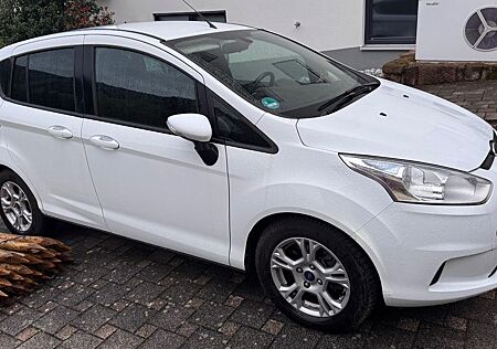 Ford B-Max 1,0 EcoBoost 74kW