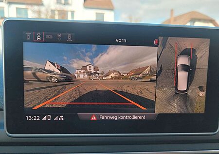 Audi A4 Allrad ACC PANO MATRIX HEAD-UP 360°-Kamera