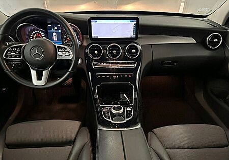 Mercedes-Benz C 200 d T AVANTGARDE 9G-TRONIC+NAVI+T-LEDER+SHZ