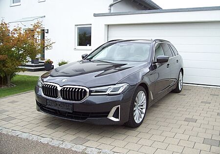BMW 540d Luxury F-Parken/Soft/Massage/Pano/360/Laser