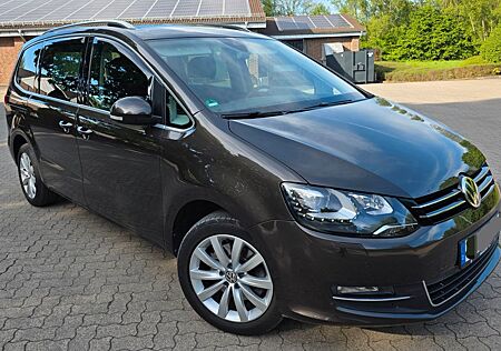 VW Sharan Volkswagen 2.0 TDI SCR 135kW DSG Highline Highline