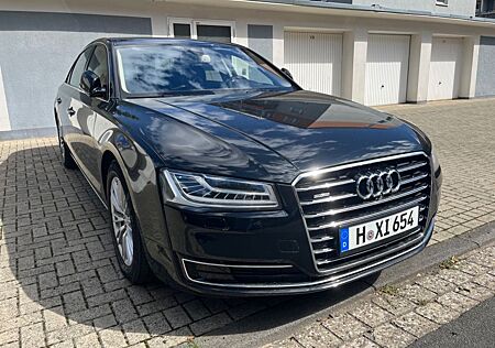 Audi A8 L 3.0 TDI tiptronic quattro -