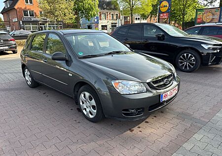 Kia Cerato 1.6 LX