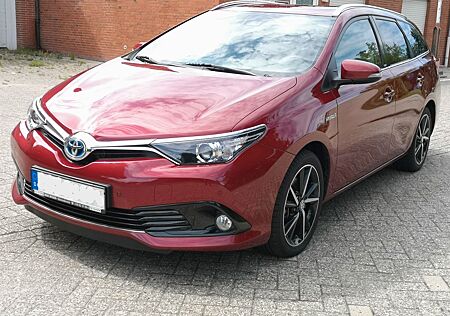 Toyota Auris Touring Sports Touring Sports Hybrid 1...