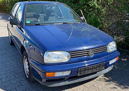 VW Golf Volkswagen 1.8 55kW Auto Bon Jovi Schiebedach Bon Jovi