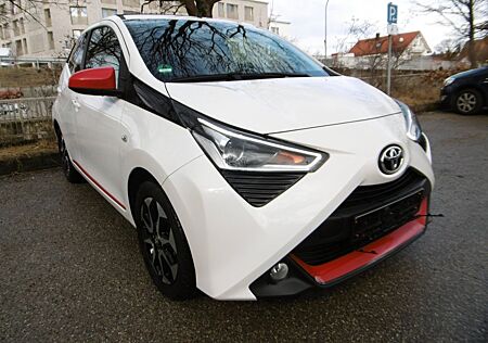 Toyota Aygo (X) Aygo (X) 1,0-l-VVT-i Team Deutschland Team D...
