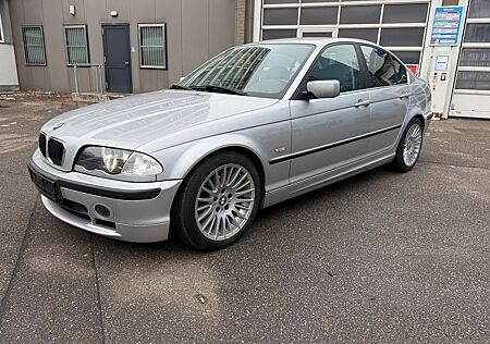 BMW 320i M-SPORTPAKET-M-PAKET-LEDER-XENON-TÜV