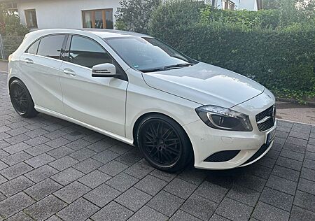 Mercedes-Benz A 180 BlueEFFICIENCY Style Style