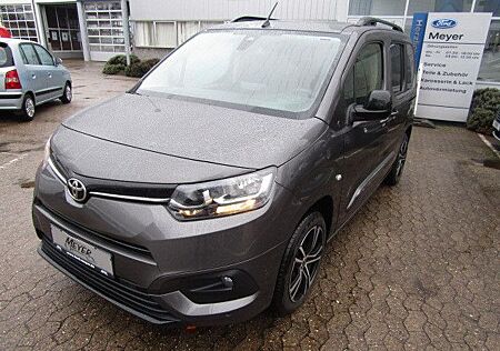 Toyota Pro Ace Proace City Verso L1 1.2 Team Deutschland