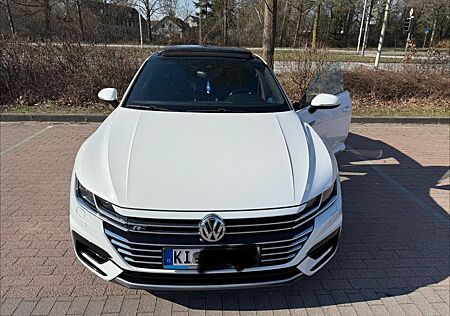 VW Arteon Volkswagen 2.0 TSI OPF DSG 4MOTION R-Line R-Line