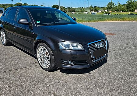 Audi A3 2.0 TFSI S line Sportpaket Sportback S li...