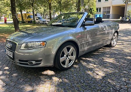 Audi A4 1.8 T Cabriolet -