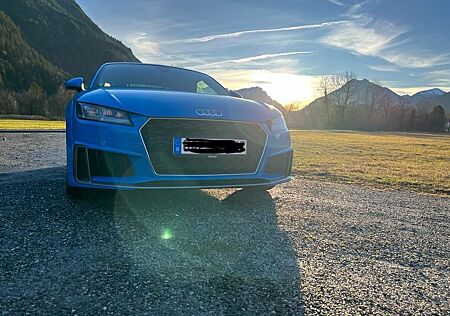 Audi TT 40 TFSI S tronic Roadster -