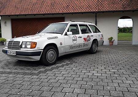 Mercedes-Benz 250 TD, W124, 5Gang