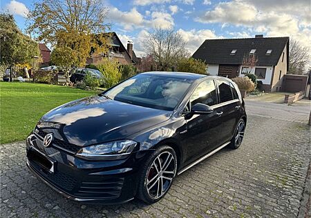 VW Golf Volkswagen 2.0 TDI DSG BMT GTD GTD