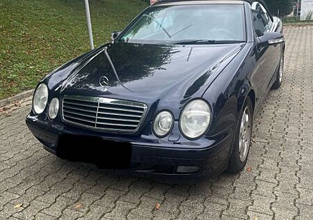 Mercedes-Benz CLK 200 gebraucht kaufen Mercedes-Benz CLK 200 KOMPRESSOR AVANTGARDE Avantgarde