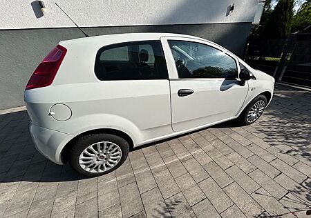 Fiat Punto BJ 2011 mit TÜV bis 12/2026