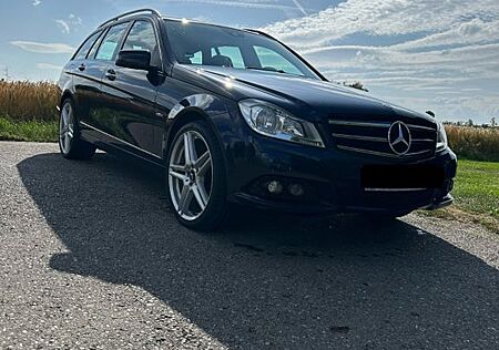 Mercedes-Benz C 200 T Kompressor 7G-Tronic BlueEFFICIENCY