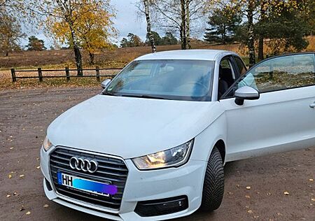 Audi A1 1.0 TFSI ultra -