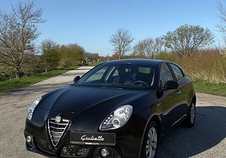 Alfa Romeo Giulietta 1.4 TB 16V - 05/2016 - TÜV Neu