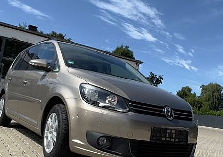VW Touran Volkswagen 1.6 TDI MATCH MATCH