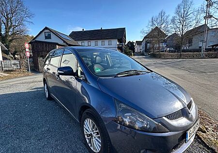 Mitsubishi Grandis 2.0 DI-D Intense 7-Sitzer Intense