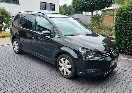 VW Touran Volkswagen 1.2 TSI Comfortline 2,Hd scheckheftgepfl.