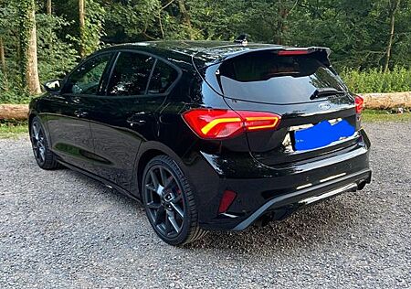 Ford Focus ST 2,3 /Garantie/ Performance Paket