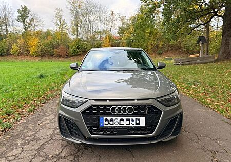 Audi A1 40 TFSI S tronic S line Sportback One Edition