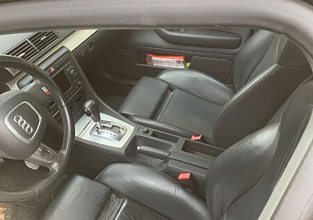 Audi S4 4.2 quattro tiptronic Avant - V8