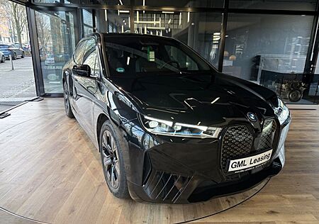 BMW iX 50 xDrive Sport, Sky lounge, Suit, AC,Pano