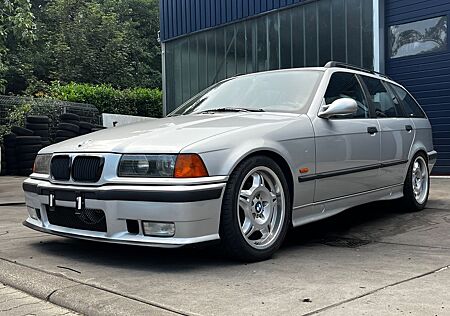 BMW 323i Touring mit Historie, sehr selten !!