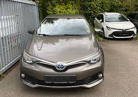 Toyota Auris Touring Sports 1,2-l-T Comfort M S/S C...