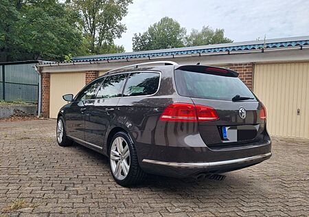 VW Passat Variant Volkswagen 2.0 TDI DSG 125kW Highline BM...