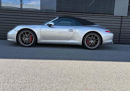 Porsche 991 911 - Carrera S Cabrio-CHRONO-ABGAS-1.HAND!!