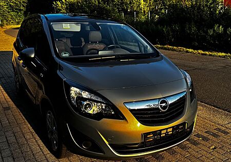 Opel Meriva B 1.4t TÜV NEU