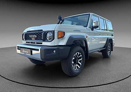 Toyota Land Cruiser GRJ76 AT Luxury + LED+ Safety Sense