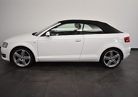Audi A3 Cabriolet S line Sportpaket plus/NAVI/PDC